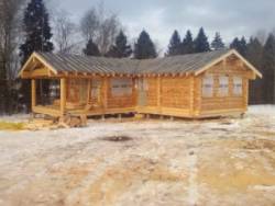 Первый этап строительства под временную кровлю Бани из рубленного бревна